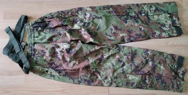 Italijanske vojne pantalone, tregerice - Made In Italy