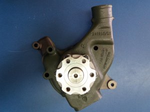 Pumpa vode Mercedes Unimog U70 U80  WFP
