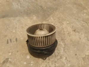 Tojota Hijace - Ventilator kabine