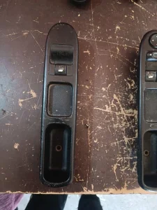 Suvozacev prekidac prozora pezo 307