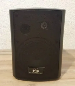 Zvucna kutija 6.5" sa drzačem za zid