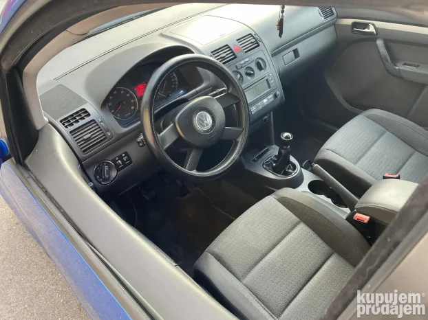 2003 Volkswagen Touran 1.6 Fsi