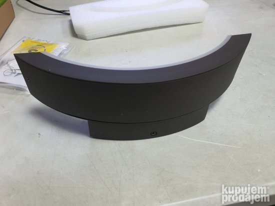 Zidna Led Lampa sa Senzorom IP54-6W Trio