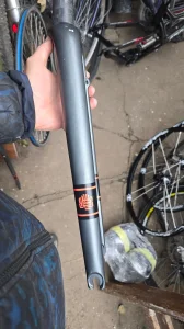 Full carbon gravel vila