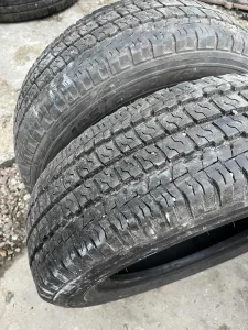 Dve gume 195/65 16c