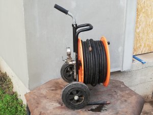 Crevo za odgušenje kanalizacije na motalici 300 bara