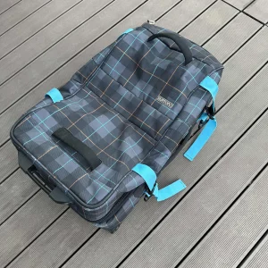 BURTON vrhunska putna torba kofer sa tockicima