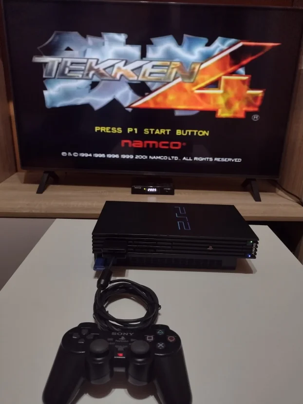 PlayStation 2 Scph 50004 freemcbot usb32 10igrice