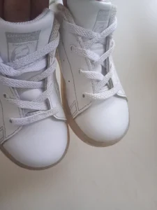 Adidas kožne broj 25