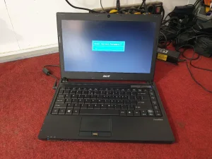 Acer TravelMate 8372