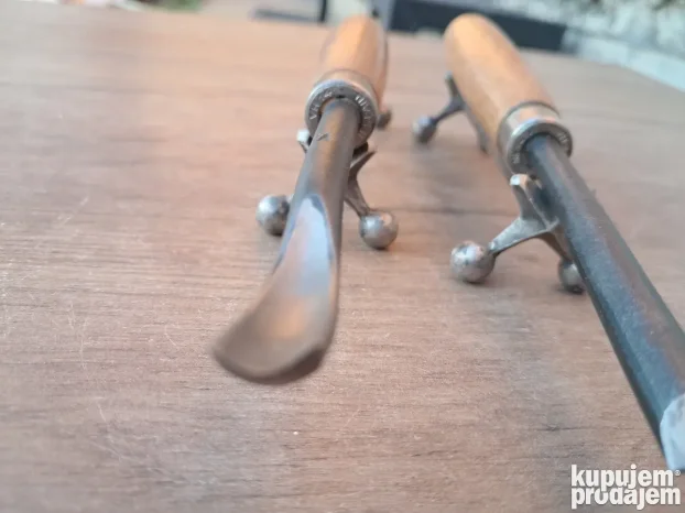 Dleta profilisana polukružna 10mm. 2kom.