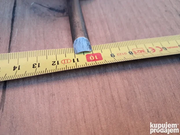 Dleta profilisana polukružna 10mm. 2kom.