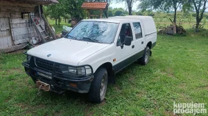 Isuzu Trooper