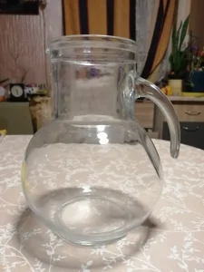 Veći stakleni bokal 2l