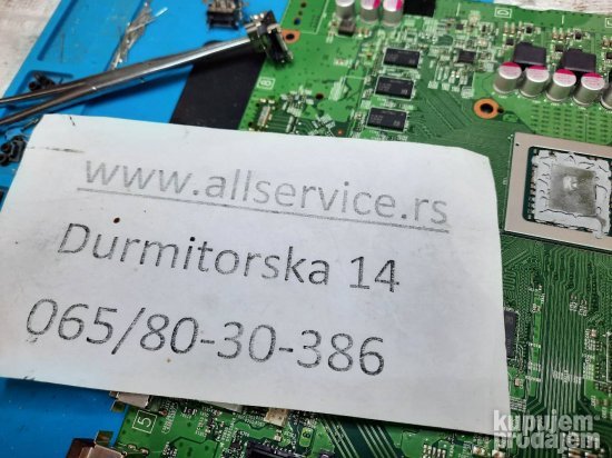 Zamena HDMI konektora porta na Xbox One S konzoli.