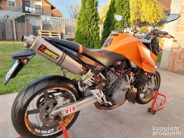 Kupujem KTM 690 - 990 Super Duke - SM - SMT - Adv