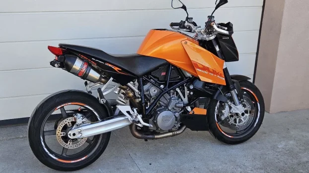 Kupujem KTM 690 - 990 Super Duke - SM - SMT - Adv