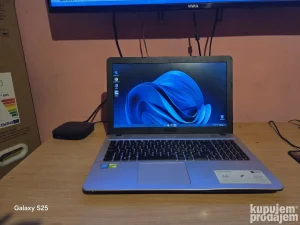 Laptop Asus X541