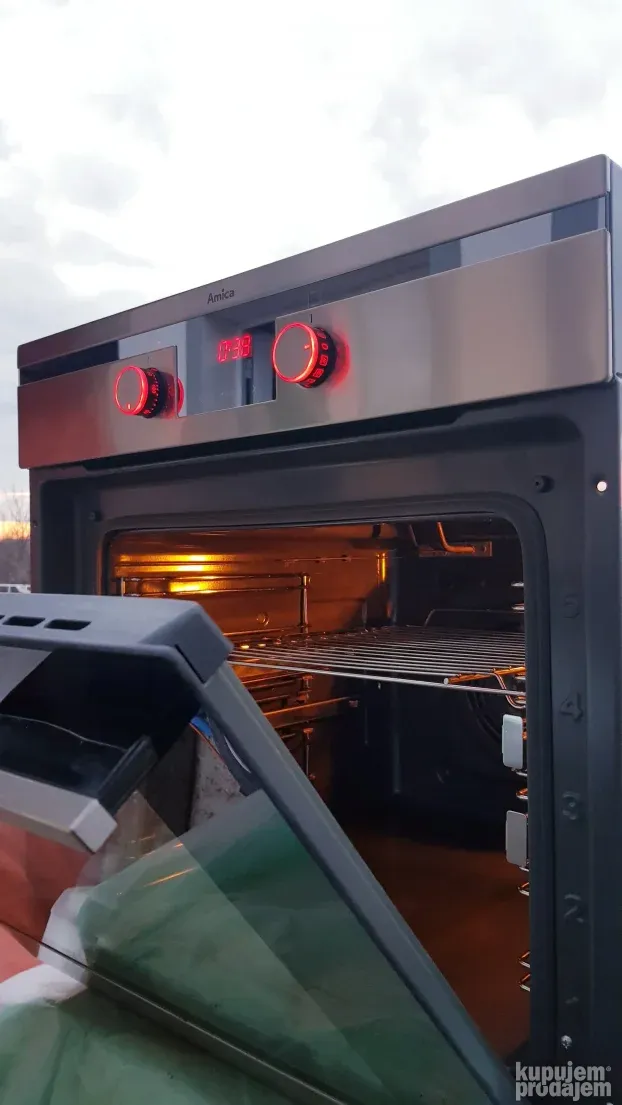 Ugradna Nezavisna Kao Nova -Amica Rerna Inoks