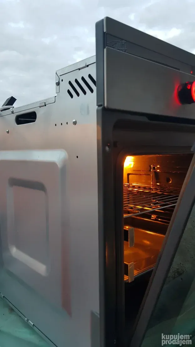 Ugradna Nezavisna Kao Nova -Amica Rerna Inoks