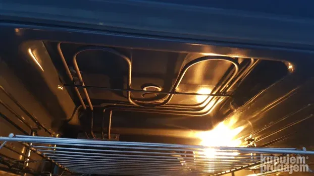 Ugradna Nezavisna Kao Nova -Amica Rerna Inoks