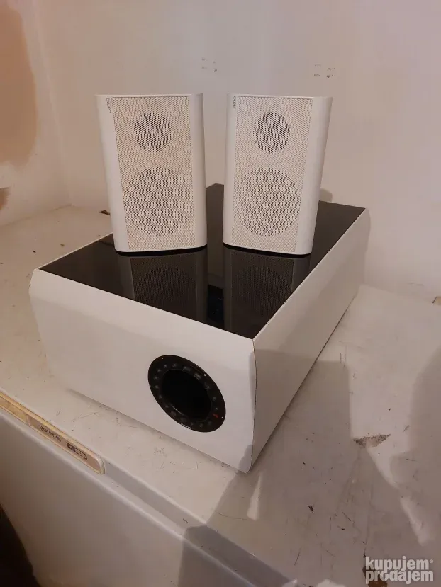 JAMO subwoofer ART TUBE i sateliti