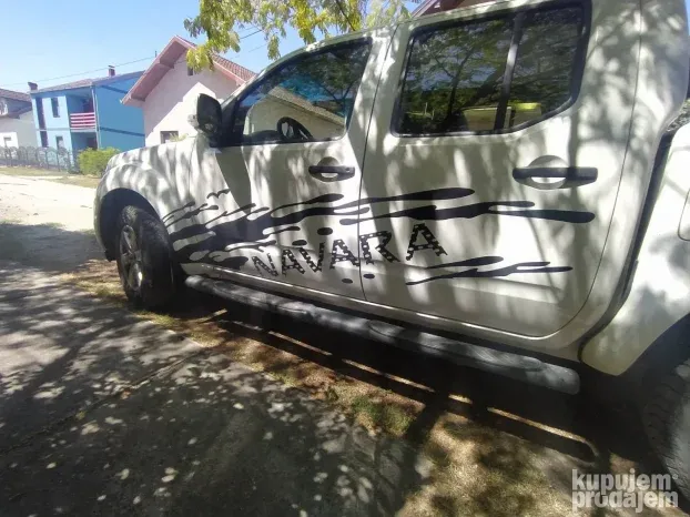 Nissan Navara nalepnice flekice