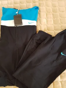 Nike trenerke vel.4 do 12