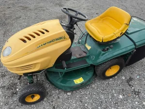 Traktor kosilica
