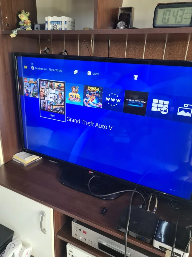 Sony PlayStation 4 Slim - Čipovan # 25 igrice / EA FC 26