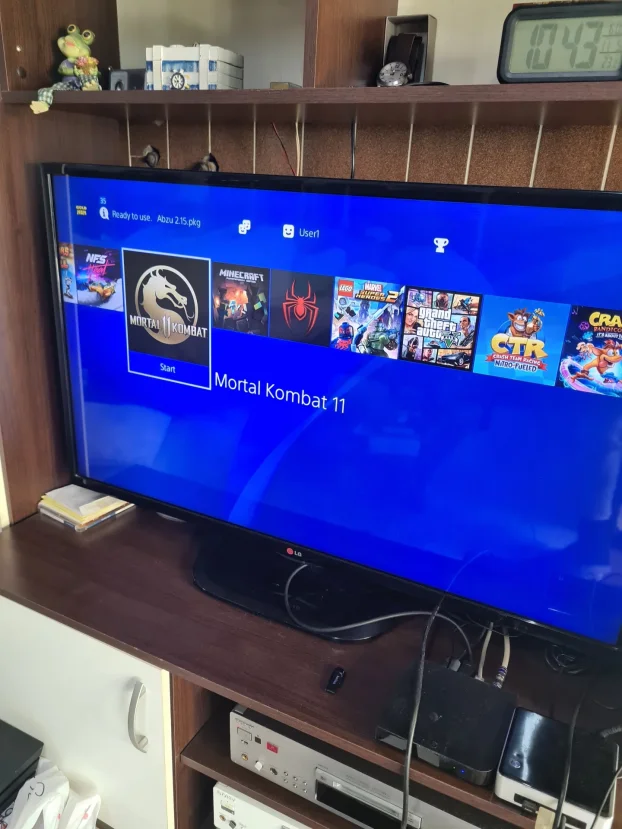 Sony PlayStation 4 Slim - Čipovan # 25 igrice / EA FC 26