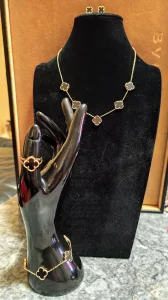 Zlato 585. ganc novi 14k. Kompleti "van cleef"