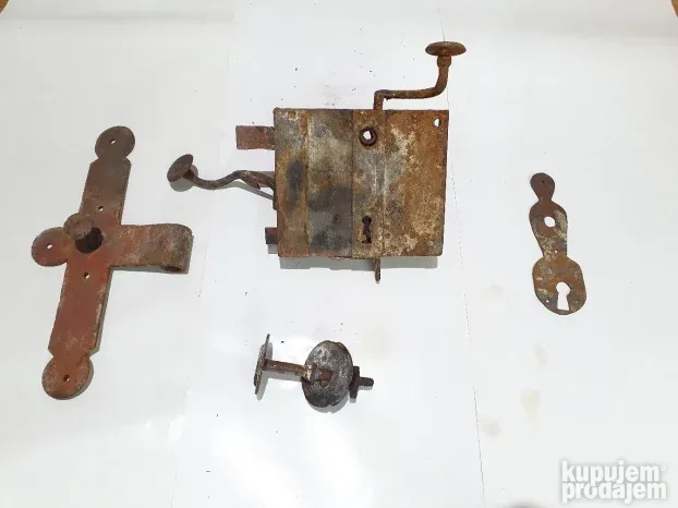 Stare brave kvake šarke ključevi