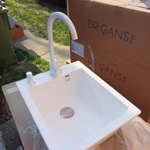 Granitna sudopera+slavina+dozer