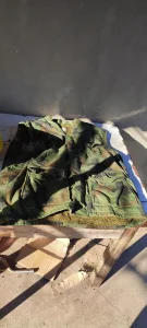 prsluk maskirni sa krznom muski