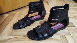Sandale TAMARIS br.39