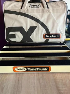Tone Trunk T- Rex pedalbord