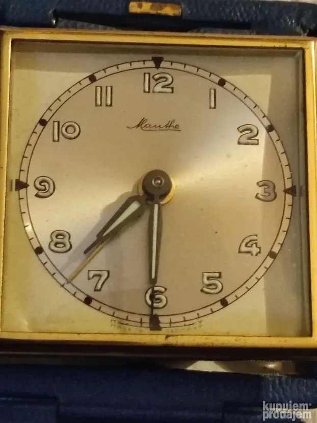 Tri neispravna stara sata