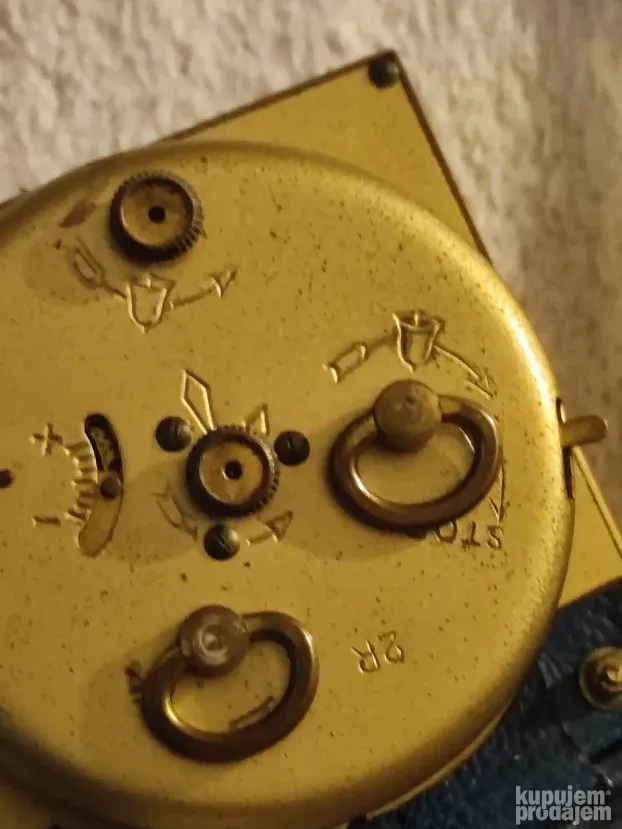 Tri neispravna stara sata