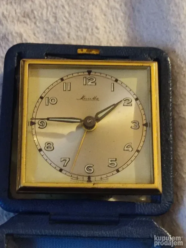 Tri neispravna stara sata