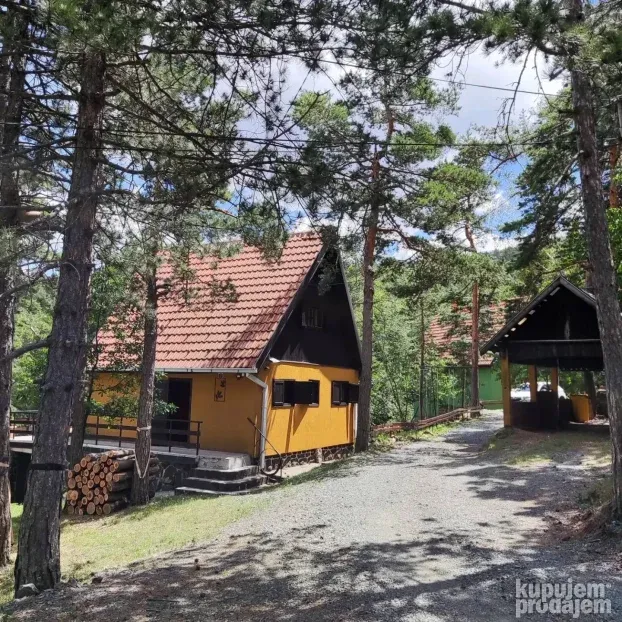 Ski staza Centar, Valjevo, Divčibare, petosobna +, 219 m²