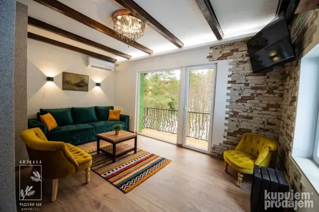 Ski staza Centar, Valjevo, Divčibare, petosobna +, 219 m²