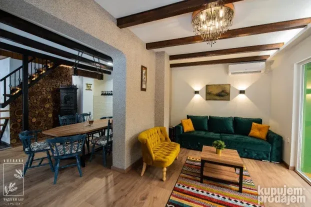 Ski staza Centar, Valjevo, Divčibare, petosobna +, 219 m²