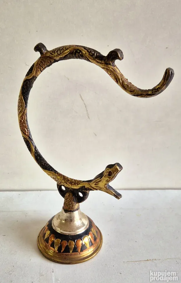Izuzetna stara mesingana figura Zmija
