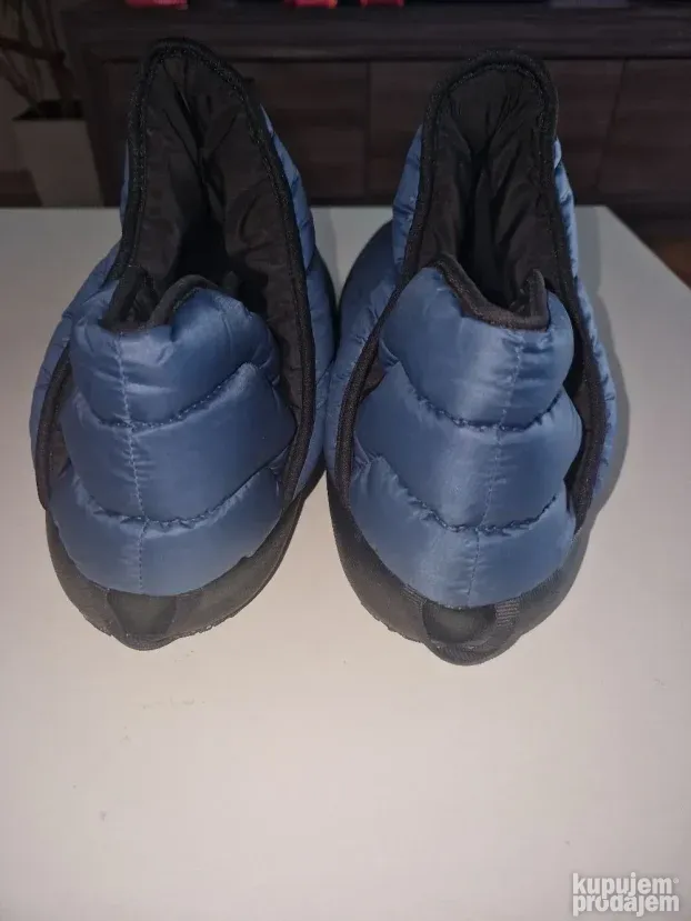 Kucne papuce The north face br 43 i 44.5