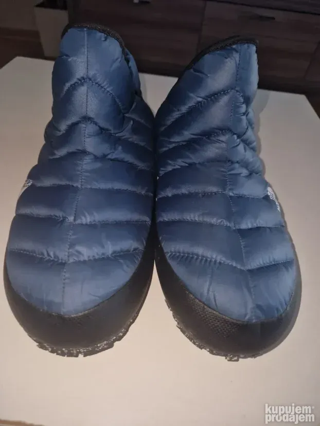 Kucne papuce The north face br 43 i 44.5