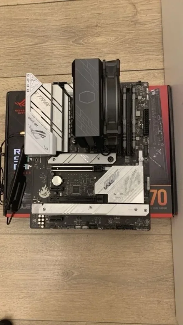 IntelovaPolukonfiguracijai713700kf