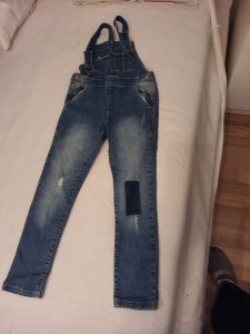 zara pant. na tregere i  loney tunes maica vel. 7/6. god.