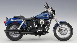 1:12 motor Maisto Harley-Davidson 2004 Dyna 17 cm