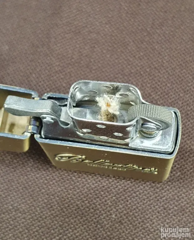 Upaljač Ballantine's NOV